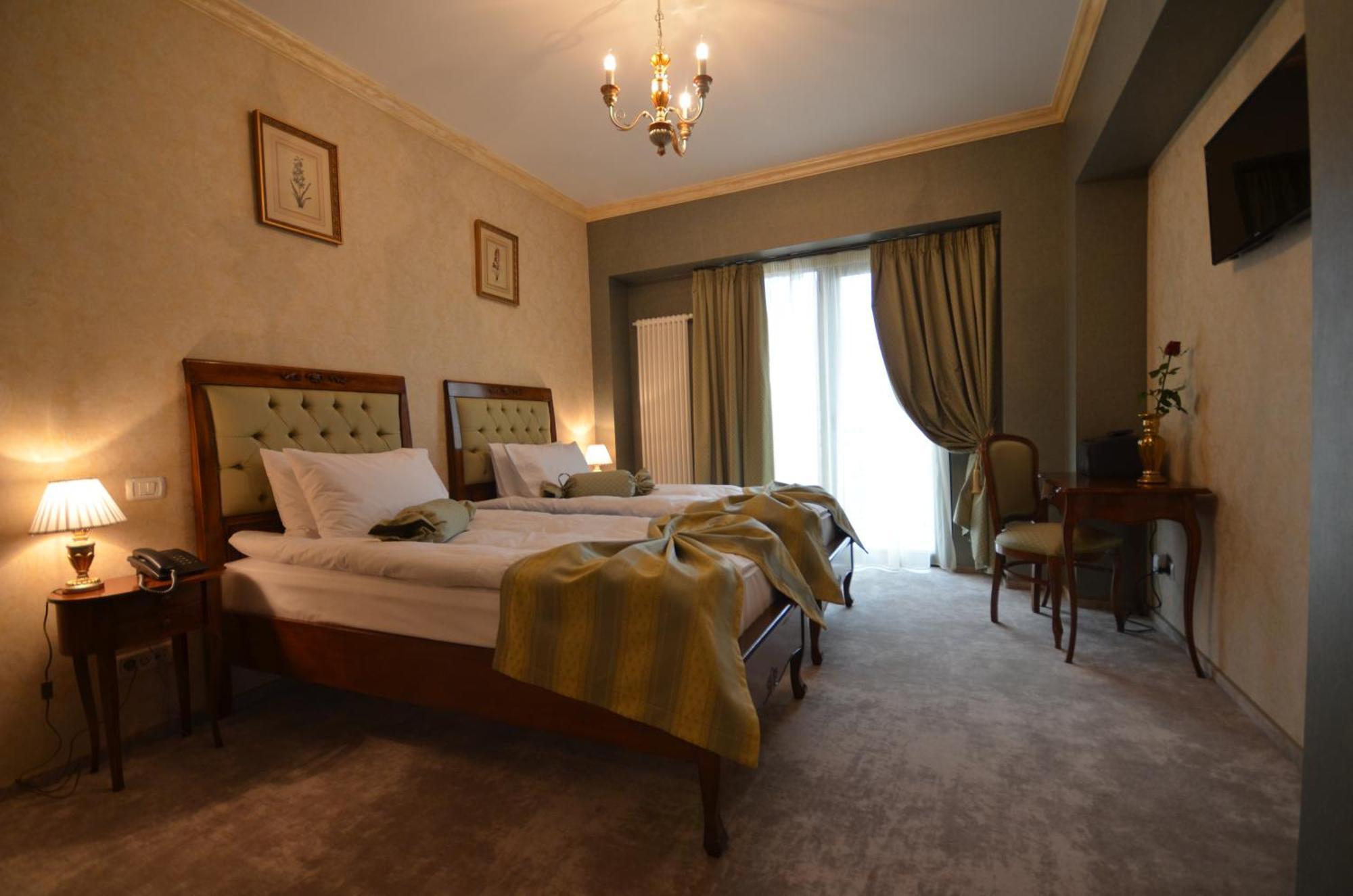 The Arlington Boutique Hotel Craiova Oda fotoğraf