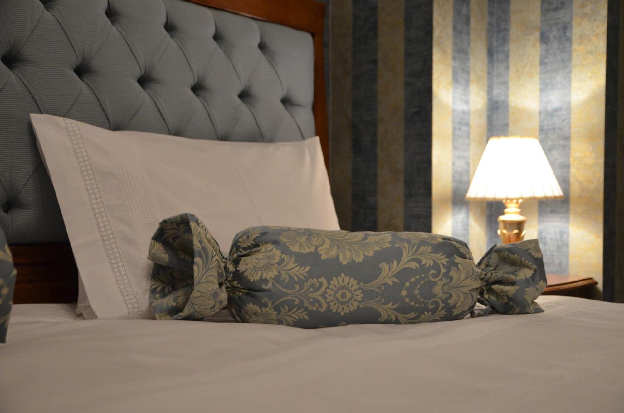 The Arlington Boutique Hotel Craiova Oda fotoğraf