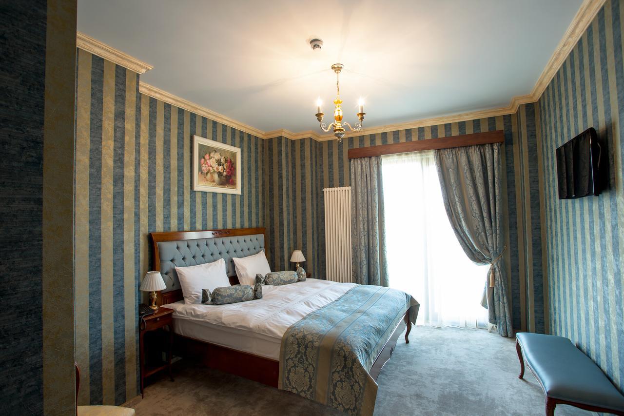 The Arlington Boutique Hotel Craiova Oda fotoğraf