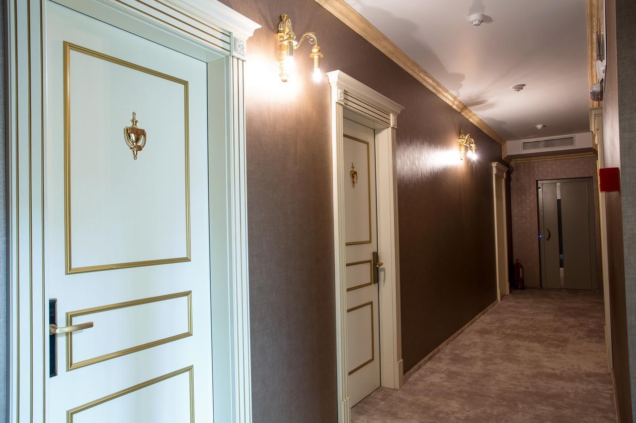 The Arlington Boutique Hotel Craiova Dış mekan fotoğraf